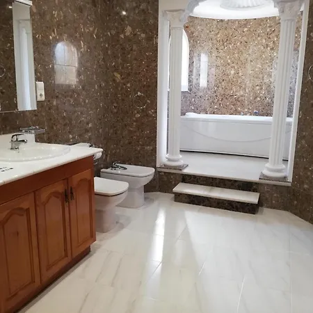 Villa Moderna Cerca De La Playa Con Amplia Terraza - Es-373-7 *